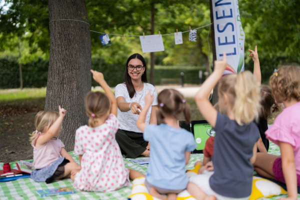 Lesen im Park 2026 (Copyright) Daniela Fröstl