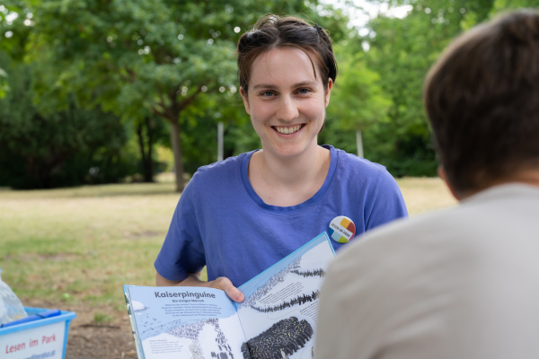 Lesen im Park 2026 (Copyright) Daniela Fröstl